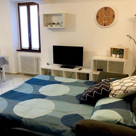 شقة Casa Del Borghetto إنترا المظهر الخارجي الصورة