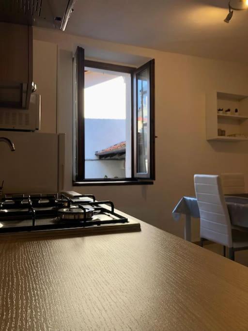 شقة Casa Del Borghetto إنترا المظهر الخارجي الصورة