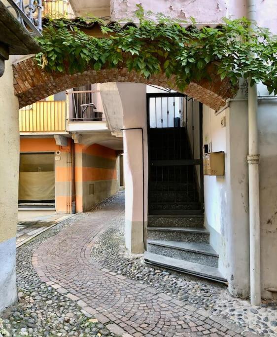 شقة Casa Del Borghetto إنترا المظهر الخارجي الصورة