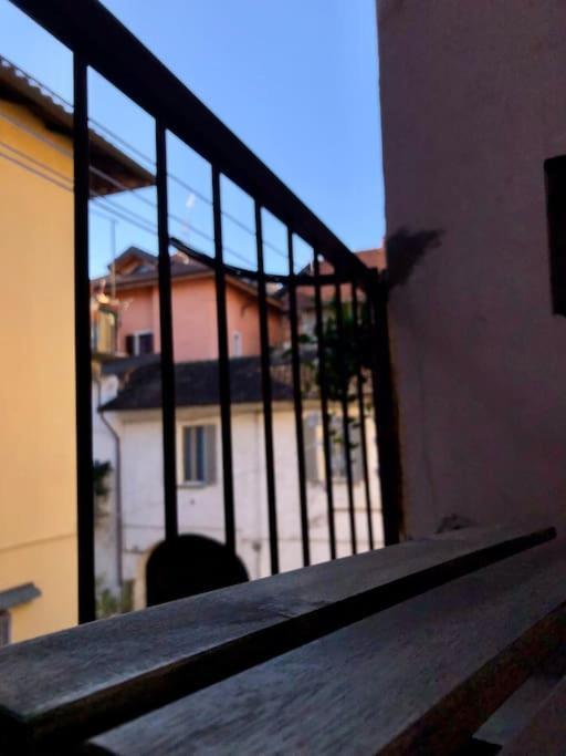 شقة Casa Del Borghetto إنترا المظهر الخارجي الصورة