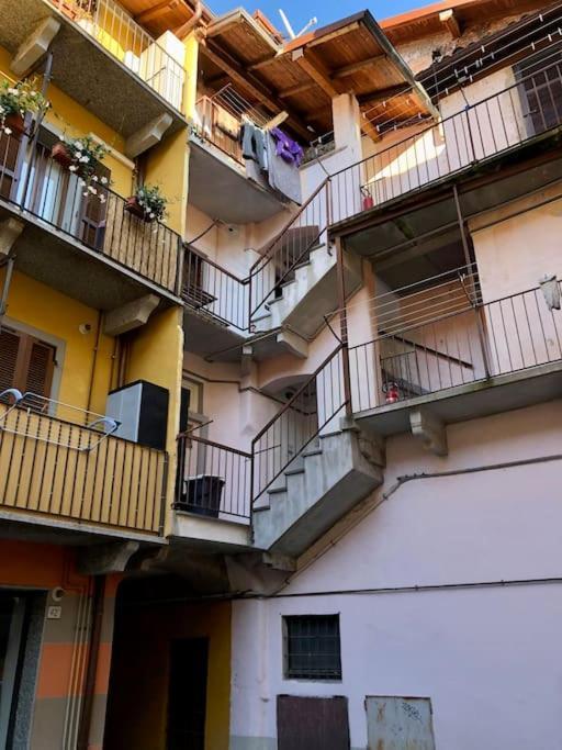 شقة Casa Del Borghetto إنترا المظهر الخارجي الصورة